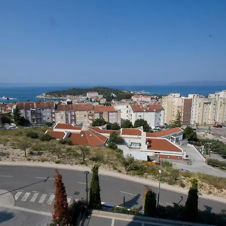 Lady Diana ماكارسكا